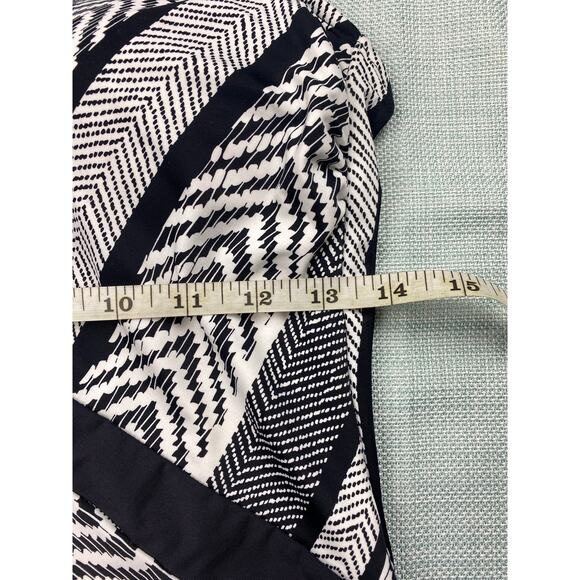 Kenneth Cole New York Womens Black/White Chevron One Piece Swimsuit sz Large L - Picture 6 of 11